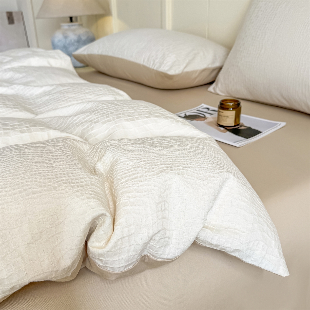 91家纺网 家纺一手货源 找家纺 灰鲸 2026新款全棉纯棉厚织贡缎大提花四件套 黎辉-杏仁奶霜