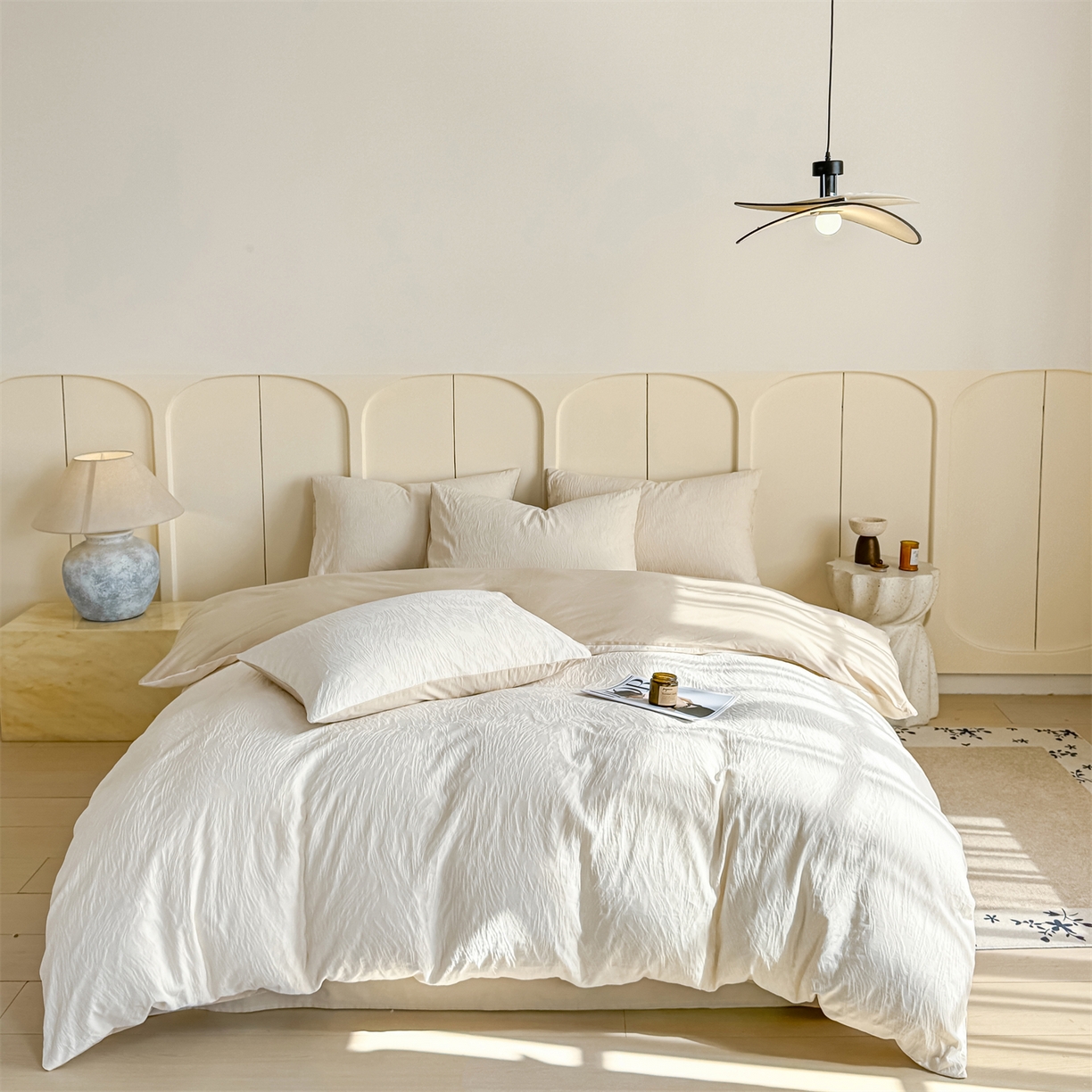 91家纺网 家纺一手货源 找家纺 灰鲸 2026新款全棉纯棉厚织贡缎大提花四件套 弥爱-杏仁奶霜