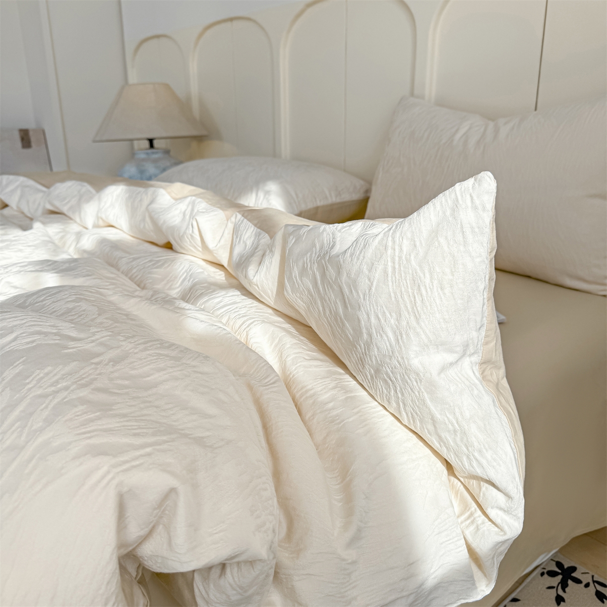 91家纺网 家纺一手货源 找家纺 灰鲸 2026新款全棉纯棉厚织贡缎大提花四件套 弥爱-杏仁奶霜