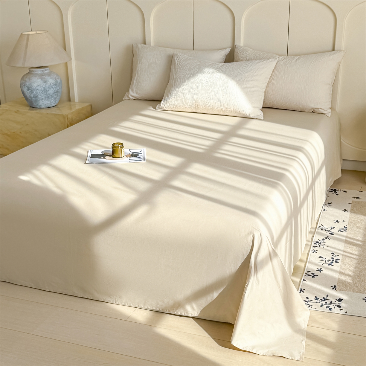 91家纺网 家纺一手货源 找家纺 灰鲸 2026新款全棉纯棉厚织贡缎大提花四件套 弥爱-杏仁奶霜