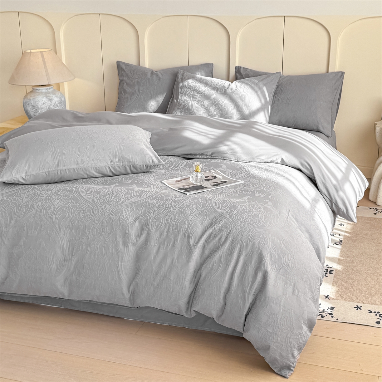 91家纺网 家纺一手货源 找家纺 灰鲸 2026新款全棉纯棉厚织贡缎大提花四件套 珀伽索斯-雾灰