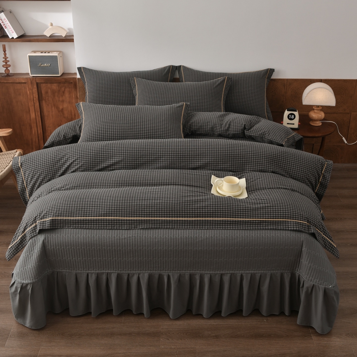 91家纺网 家纺一手货源 找家纺 金艾草 2026春夏新款全棉纯棉色织水洗棉床盖四件套 关山月-灰