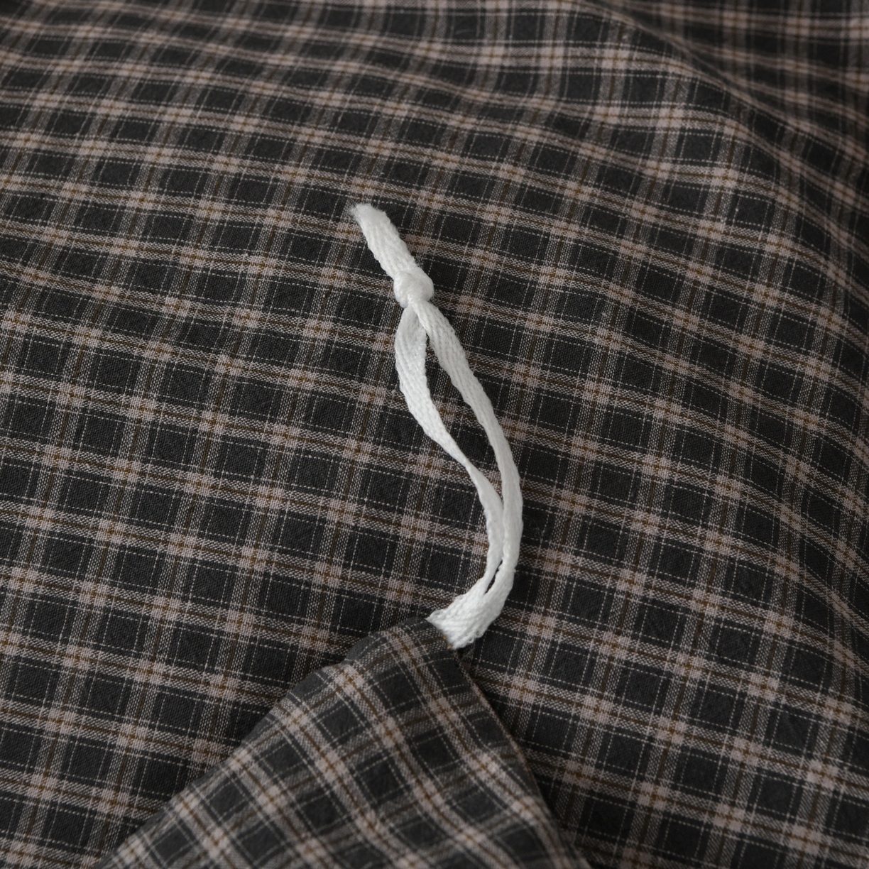 91家纺网 家纺一手货源 找家纺 金艾草 2026春夏新款全棉纯棉色织水洗棉床盖四件套 关山月-灰