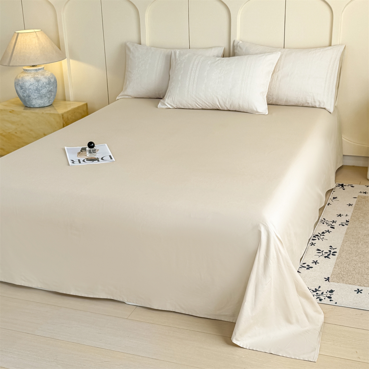 91家纺网 家纺一手货源 找家纺 灰鲸 2026新款全棉纯棉厚织贡缎大提花四件套 浅春-杏仁奶霜