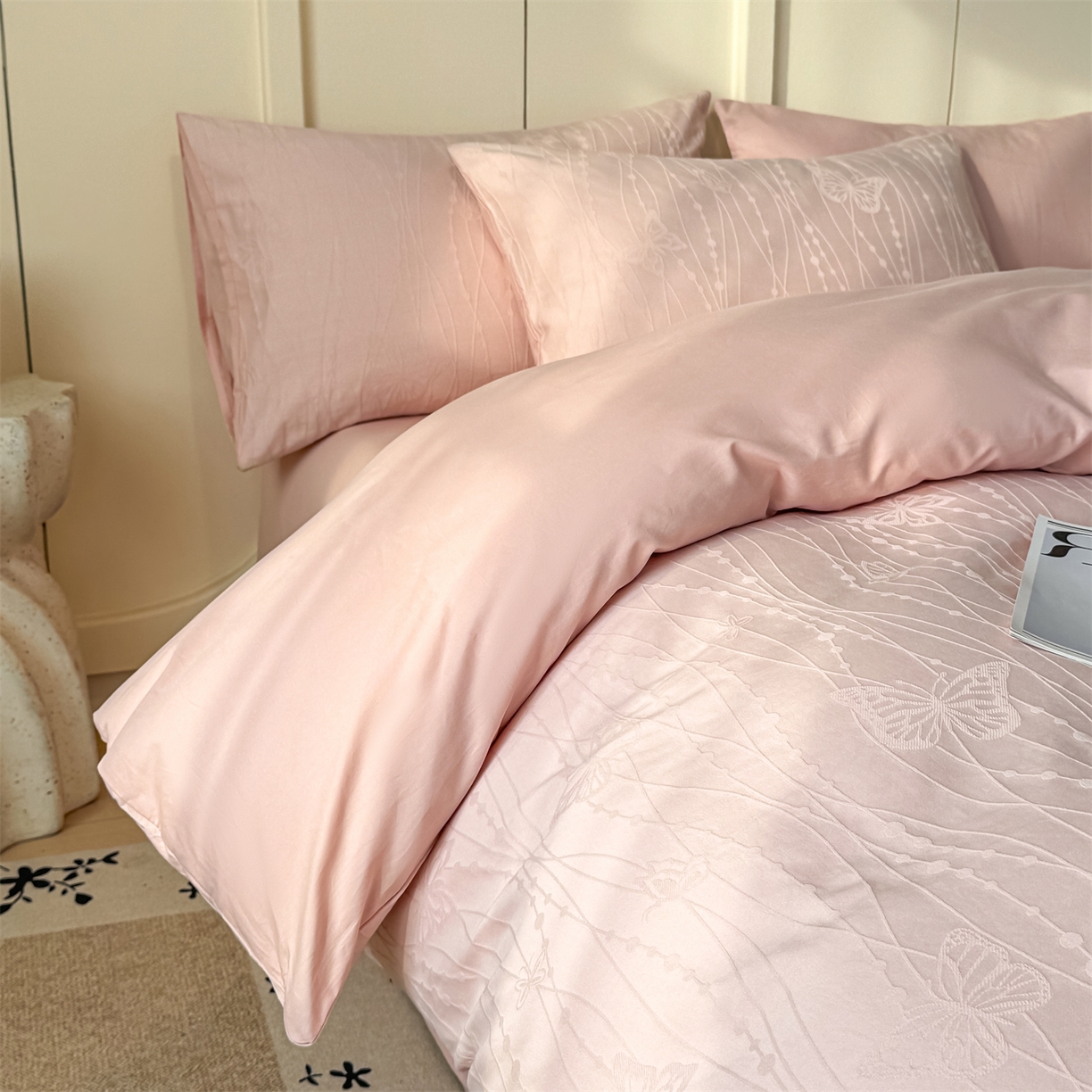 91家纺网 家纺一手货源 找家纺 灰鲸 2026新款全棉纯棉厚织贡缎大提花四件套 如梦-蜜春粉