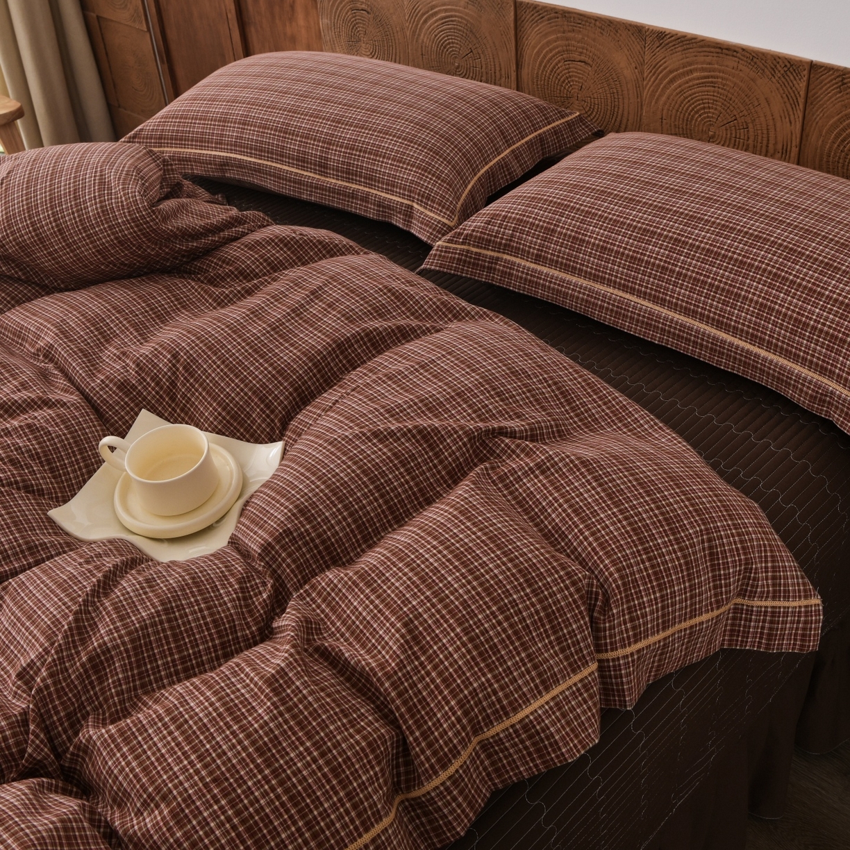 91家纺网 家纺一手货源 找家纺 金艾草 2026春夏新款全棉纯棉色织水洗棉床盖四件套 沉香-橘红