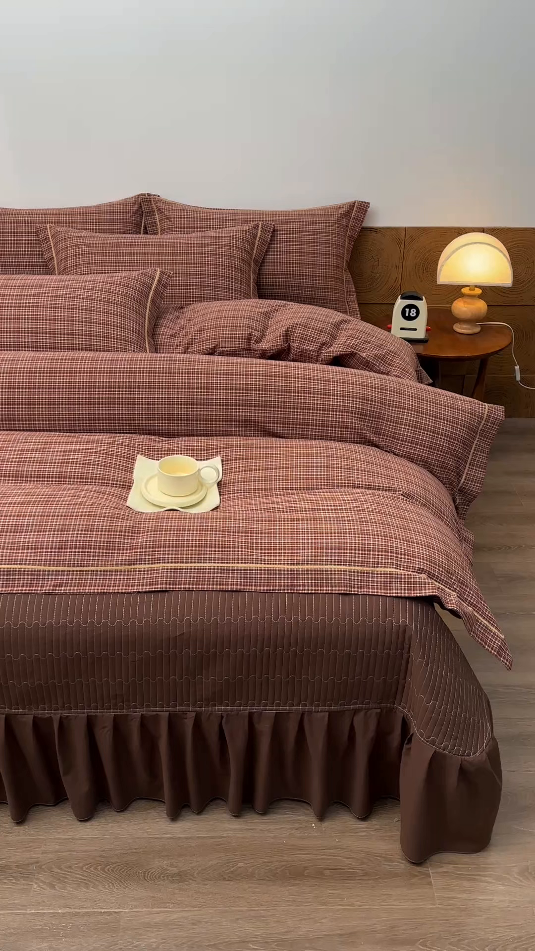 91家纺网 家纺一手货源 找家纺 金艾草 2026春夏新款全棉纯棉色织水洗棉床盖四件套 沉香-橘红