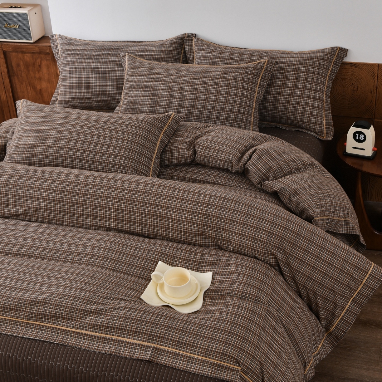 91家纺网 家纺一手货源 找家纺 金艾草 2026春夏新款全棉纯棉色织水洗棉床盖四件套 沉香-咖色