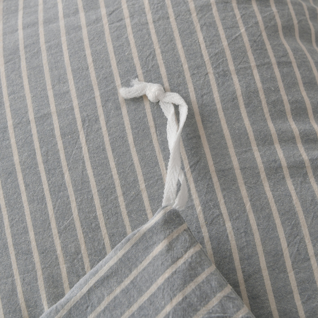 91家纺网 家纺一手货源 找家纺 金艾草 2026春夏新款全棉纯棉色织水洗棉床盖四件套 条纹-蓝色