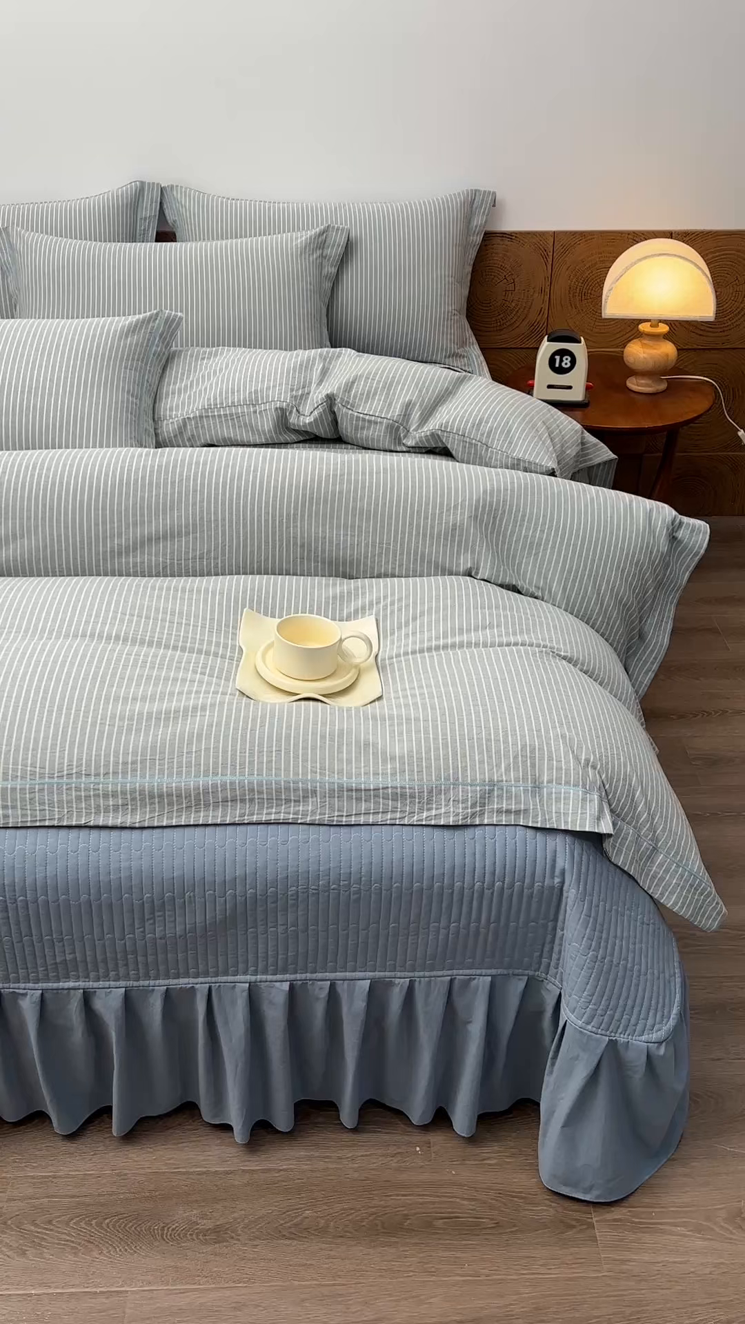 91家纺网 家纺一手货源 找家纺 金艾草 2026春夏新款全棉纯棉色织水洗棉床盖四件套 条纹-蓝色