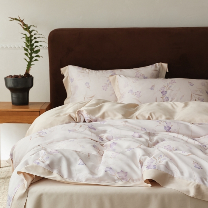 91家纺网 家纺一手货源 找家纺 ROZ home 蕊姿家居 2026春夏新款60s天丝棉数码印花四件套 风铃草 香槟