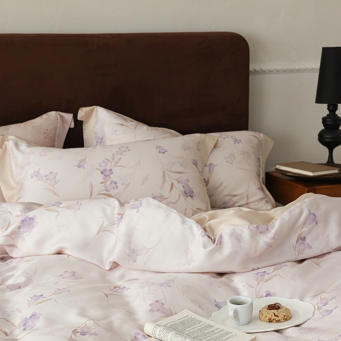 91家纺网 家纺一手货源 找家纺 ROZ home 蕊姿家居 2026春夏新款60s天丝棉数码印花四件套 风铃草 香槟