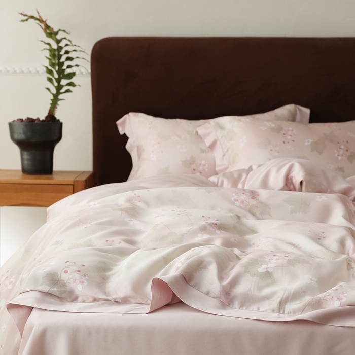 91家纺网 家纺一手货源 找家纺 ROZ home 蕊姿家居 2026春夏新款60s天丝棉数码印花四件套 秋海棠 粉