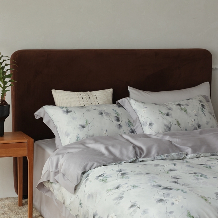 91家纺网 家纺一手货源 找家纺 ROZ home 蕊姿家居 2026春夏新款60s天丝棉数码印花四件套 葡萄 绿