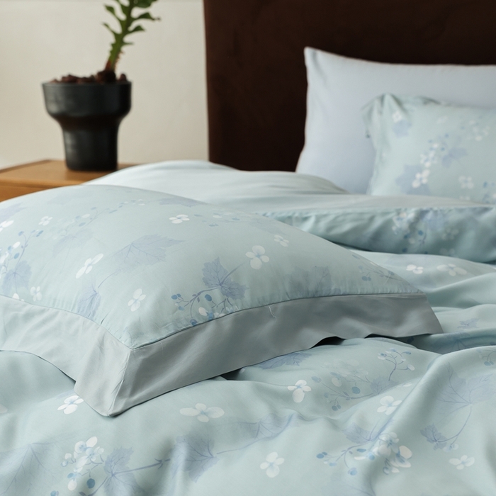 91家纺网 家纺一手货源 找家纺 ROZ home 蕊姿家居 2026春夏新款60s天丝棉数码印花四件套 秋海棠 山岚