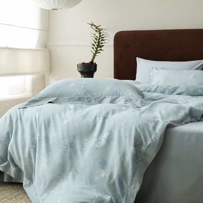 91家纺网 家纺一手货源 找家纺 ROZ home 蕊姿家居 2026春夏新款60s天丝棉数码印花四件套 秋海棠 山岚