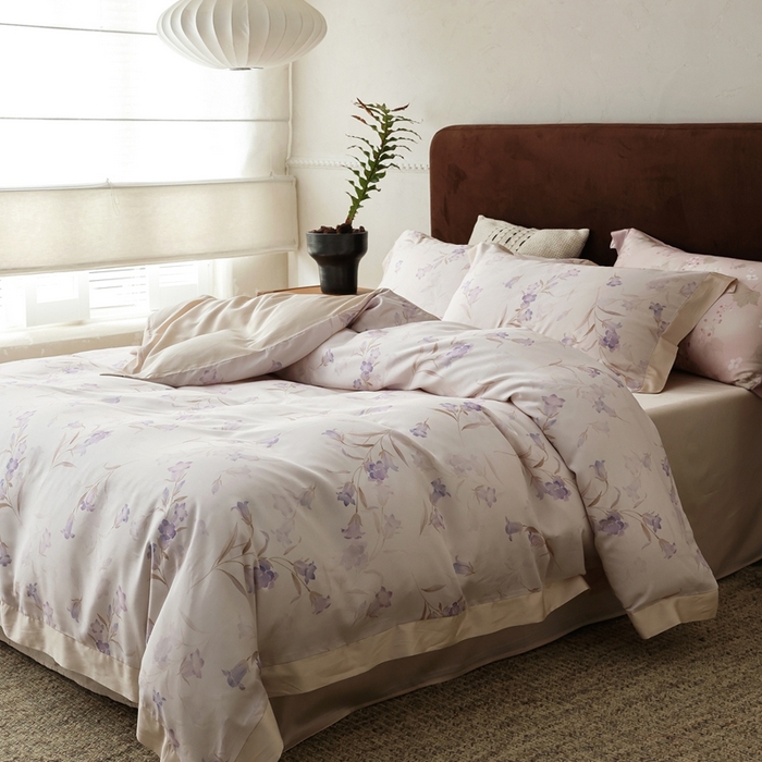 91家纺网 家纺一手货源 找家纺 ROZ home 蕊姿家居 2026春夏新款60s天丝棉数码印花四件套 风铃草 香槟