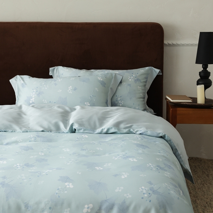 91家纺网 家纺一手货源 找家纺 ROZ home 蕊姿家居 2026春夏新款60s天丝棉数码印花四件套 秋海棠 山岚