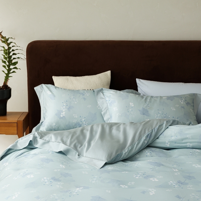 91家纺网 家纺一手货源 找家纺 ROZ home 蕊姿家居 2026春夏新款60s天丝棉数码印花四件套 秋海棠 山岚