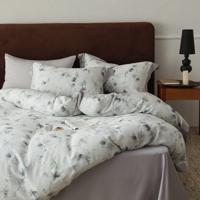 91家纺网 家纺一手货源 找家纺 ROZ home 蕊姿家居 2026春夏新款60s天丝棉数码印花四件套 葡萄 绿