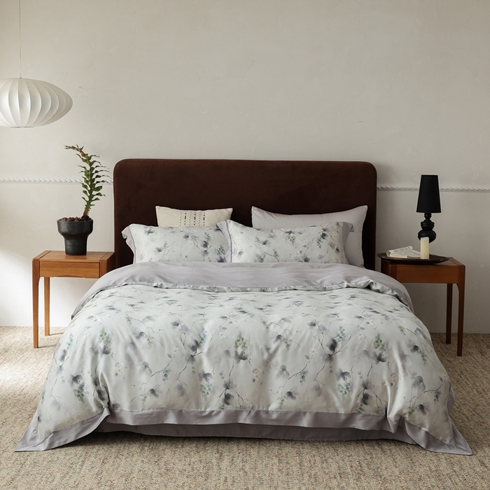 91家纺网 家纺一手货源 找家纺 ROZ home 蕊姿家居 2026春夏新款60s天丝棉数码印花四件套 葡萄 绿