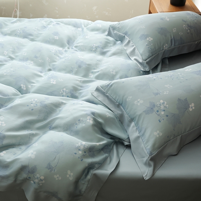 91家纺网 家纺一手货源 找家纺 ROZ home 蕊姿家居 2026春夏新款60s天丝棉数码印花四件套 秋海棠 山岚