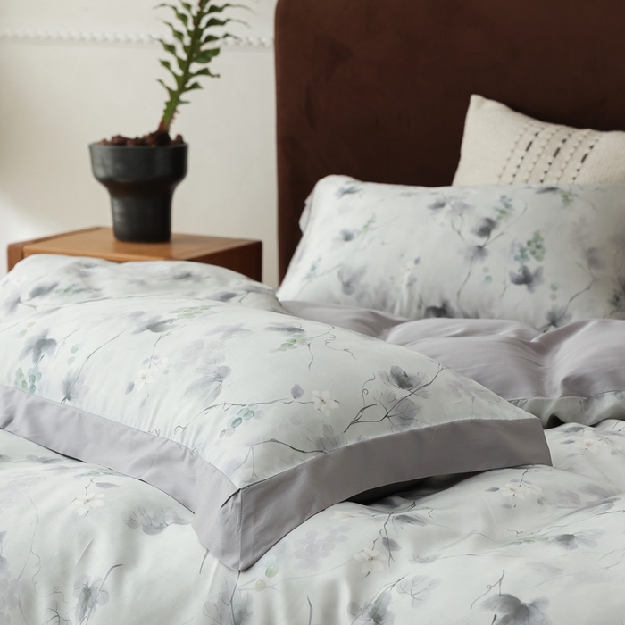 91家纺网 家纺一手货源 找家纺 ROZ home 蕊姿家居 2026春夏新款60s天丝棉数码印花四件套 葡萄 绿