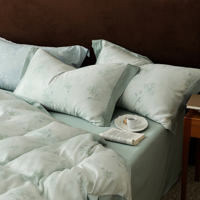 91家纺网 家纺一手货源 找家纺 ROZ home 蕊姿家居 2026春夏新款60s天丝棉数码印花四件套 浮香 绿