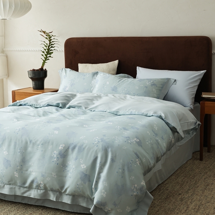 91家纺网 家纺一手货源 找家纺 ROZ home 蕊姿家居 2026春夏新款60s天丝棉数码印花四件套 秋海棠 山岚