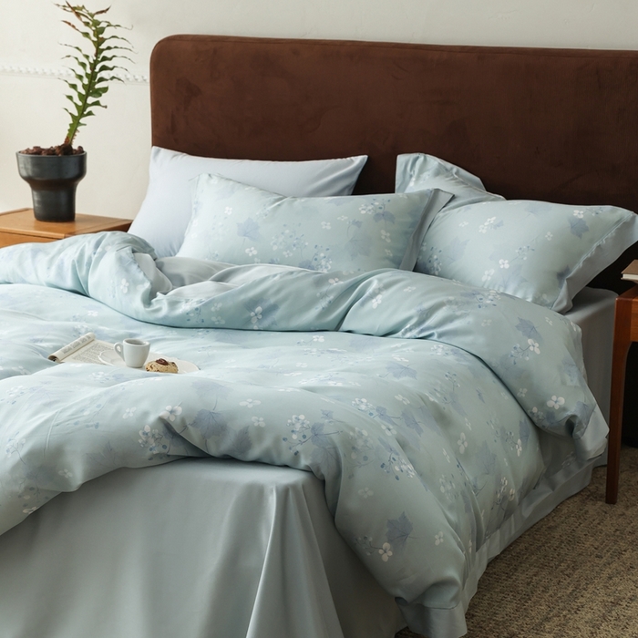 91家纺网 家纺一手货源 找家纺 ROZ home 蕊姿家居 2026春夏新款60s天丝棉数码印花四件套 秋海棠 山岚