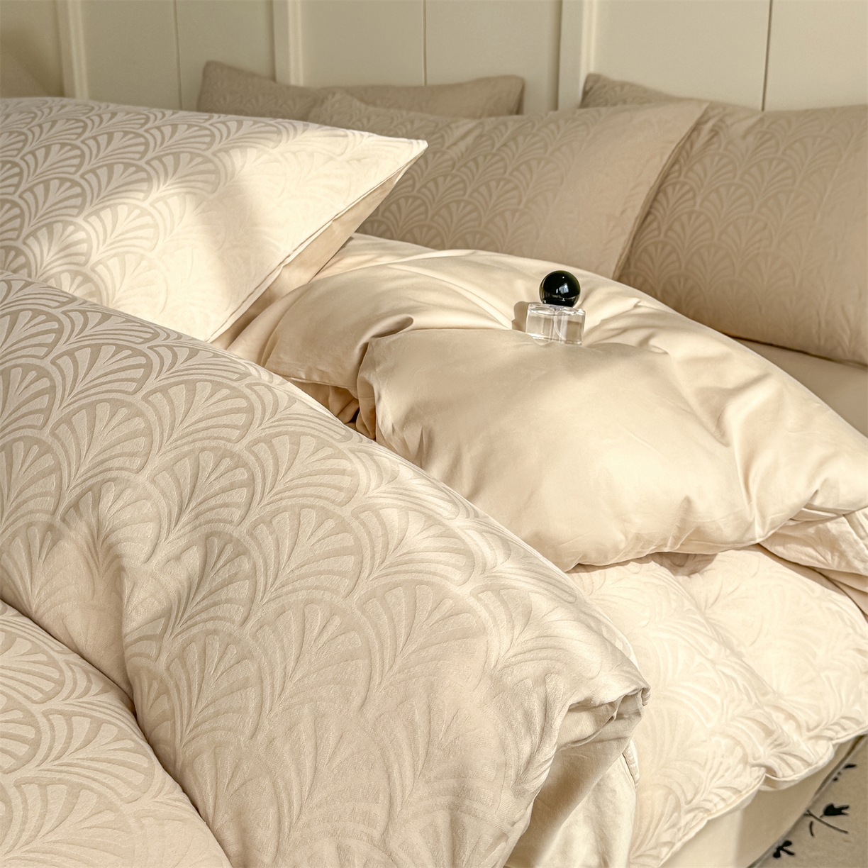 91家纺网 家纺一手货源 找家纺 灰鲸 2026新款全棉纯棉厚织贡缎大提花四件套 云锦-可可杏