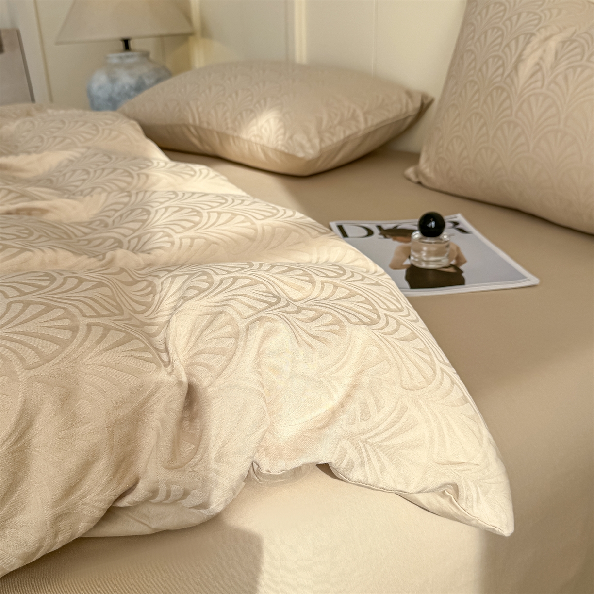 91家纺网 家纺一手货源 找家纺 灰鲸 2026新款全棉纯棉厚织贡缎大提花四件套 云锦-可可杏