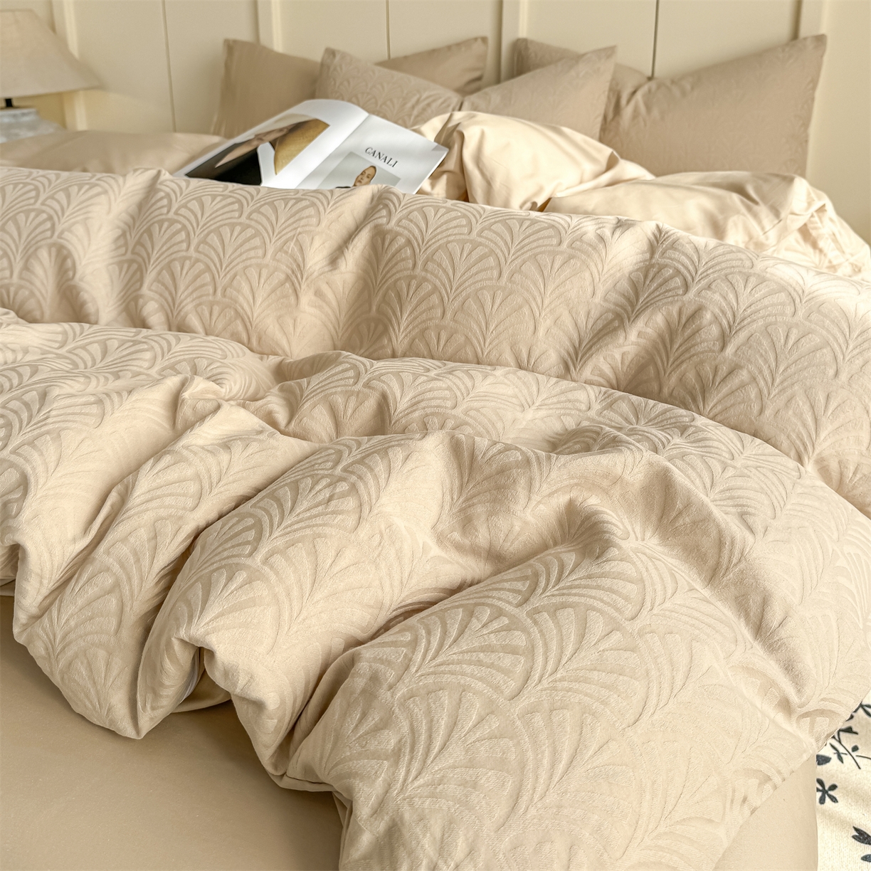 91家纺网 家纺一手货源 找家纺 灰鲸 2026新款全棉纯棉厚织贡缎大提花四件套 云锦-可可杏