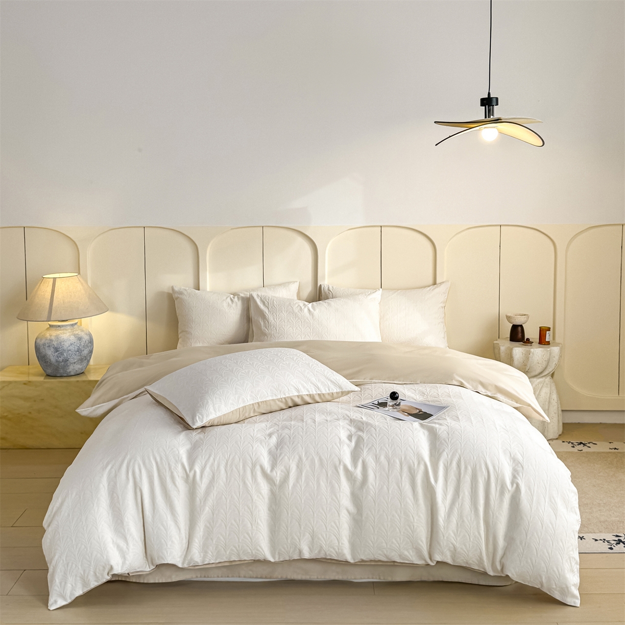 91家纺网 家纺一手货源 找家纺 灰鲸 2026新款全棉纯棉厚织贡缎大提花四件套 云锦-杏仁奶霜