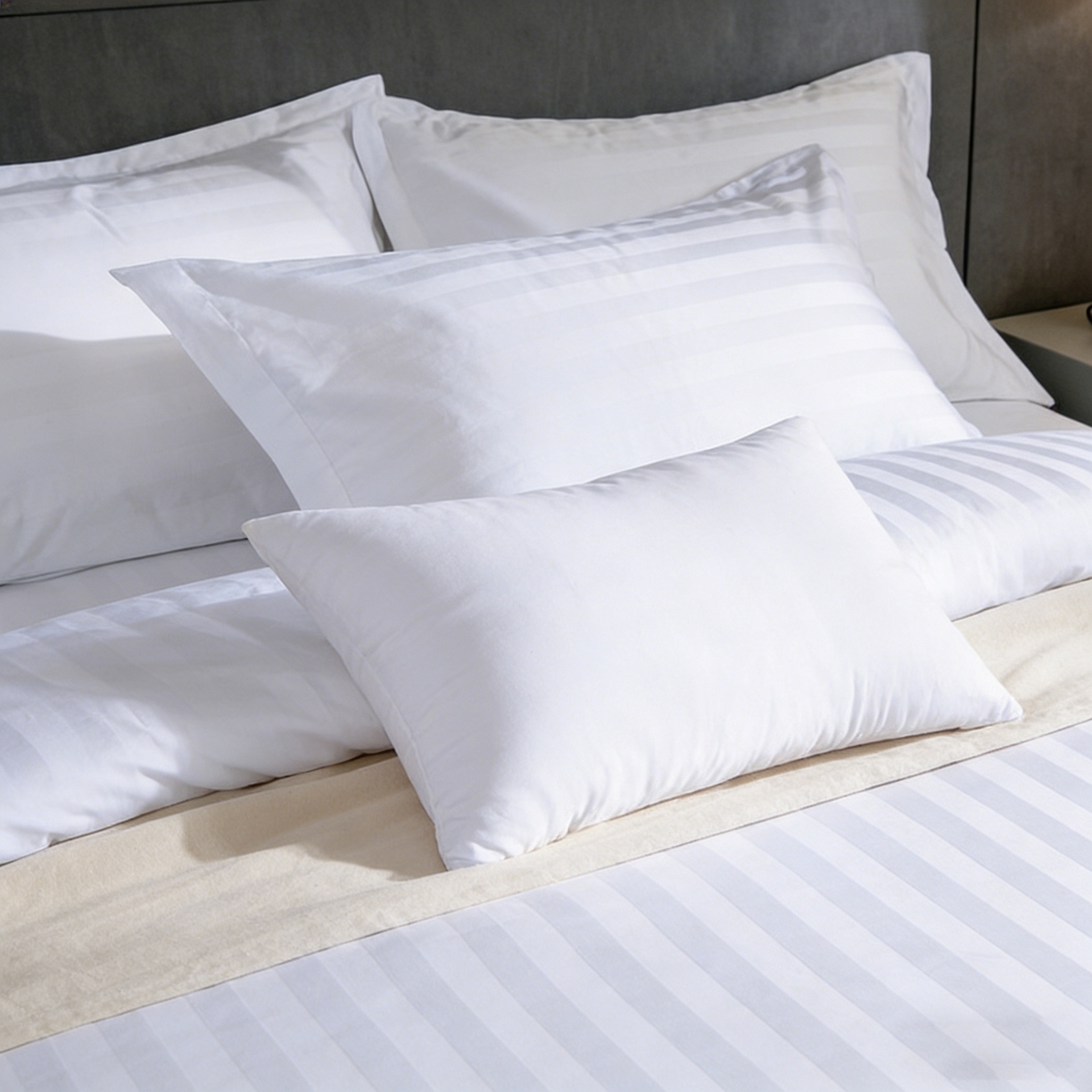 91家纺网 家纺一手货源 找家纺 （总）宜眠家纺 2026高端新款连锁酒店四件套60支全棉纯棉缎条五星级酒店宾馆四件套