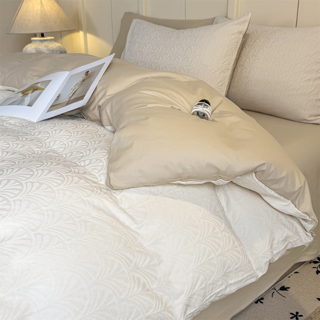 91家纺网 家纺一手货源 找家纺 灰鲸 2026新款全棉纯棉厚织贡缎大提花四件套 云锦-杏仁奶霜