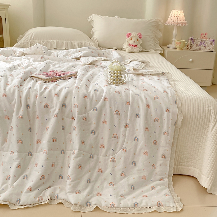 91家纺网 家纺一手货源 找家纺 yyds网供 2026新款A类法式花卉小清新全棉纯棉双层纱花边夏被夏凉被空调被 彩虹梦