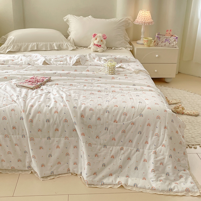 91家纺网 家纺一手货源 找家纺 yyds网供 2026新款A类法式花卉小清新全棉纯棉双层纱花边夏被夏凉被空调被 彩虹梦