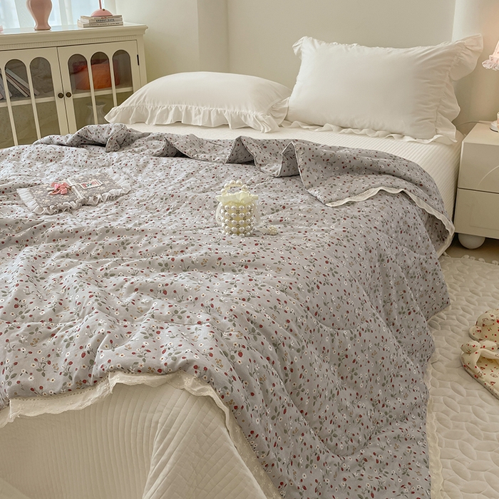 91家纺网 家纺一手货源 找家纺 yyds网供 2026新款A类法式花卉小清新全棉纯棉双层纱花边夏被夏凉被空调被 雏菊灰
