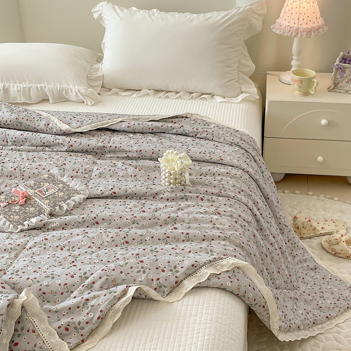 91家纺网 家纺一手货源 找家纺 yyds网供 2026新款A类法式花卉小清新全棉纯棉双层纱花边夏被夏凉被空调被 雏菊灰