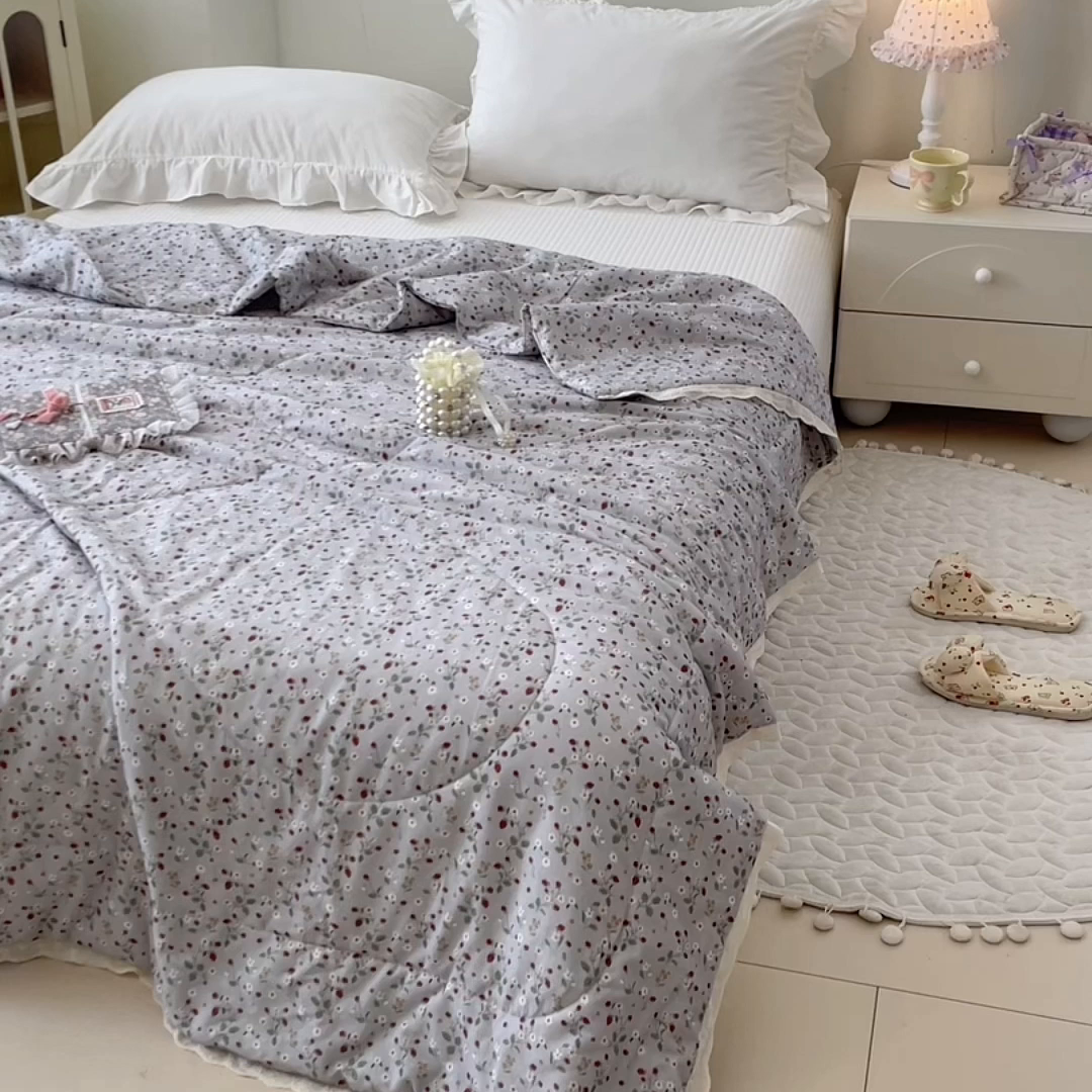 91家纺网 家纺一手货源 找家纺 yyds网供 2026新款A类法式花卉小清新全棉纯棉双层纱花边夏被夏凉被空调被 雏菊灰