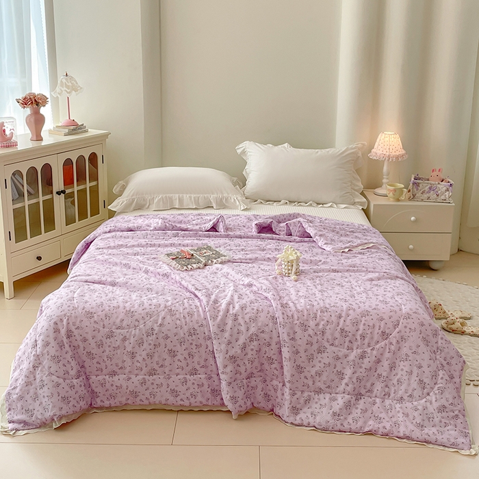 91家纺网 家纺一手货源 找家纺 yyds网供 2026新款A类法式花卉小清新全棉纯棉双层纱花边夏被夏凉被空调被 花季紫