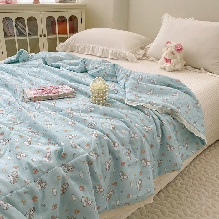 91家纺网 家纺一手货源 找家纺 yyds网供 2026新款A类法式花卉小清新全棉纯棉双层纱花边夏被夏凉被空调被 小蓝马