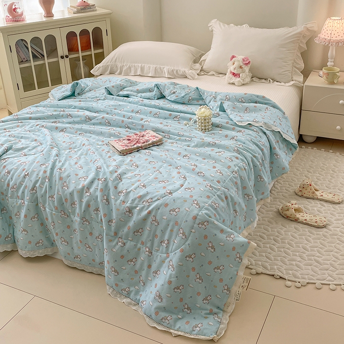 91家纺网 家纺一手货源 找家纺 yyds网供 2026新款A类法式花卉小清新全棉纯棉双层纱花边夏被夏凉被空调被 小蓝马