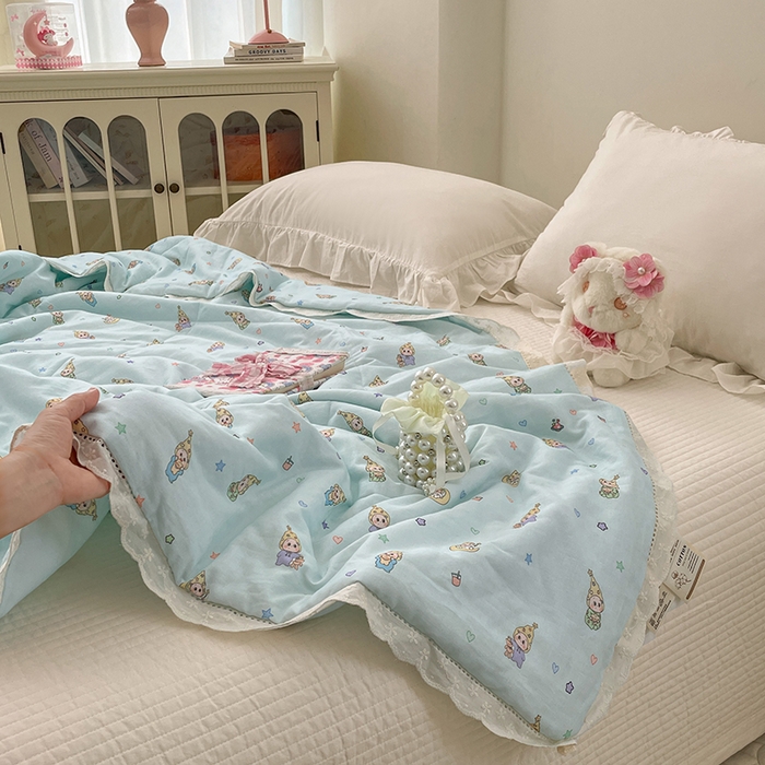 91家纺网 家纺一手货源 找家纺 yyds网供 2026新款A类法式花卉小清新全棉纯棉双层纱花边夏被夏凉被空调被 星月蓝