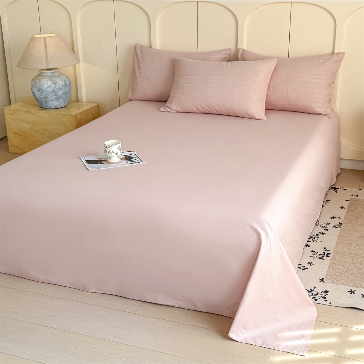 91家纺网 家纺一手货源 找家纺 灰鲸 2026新款全棉纯棉厚织贡缎大提花四件套 凡汐-蜜春粉