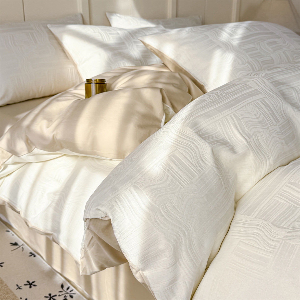 灰鲸 2026新款全棉纯棉厚织贡缎大提花四件套 凡汐-杏仁奶霜