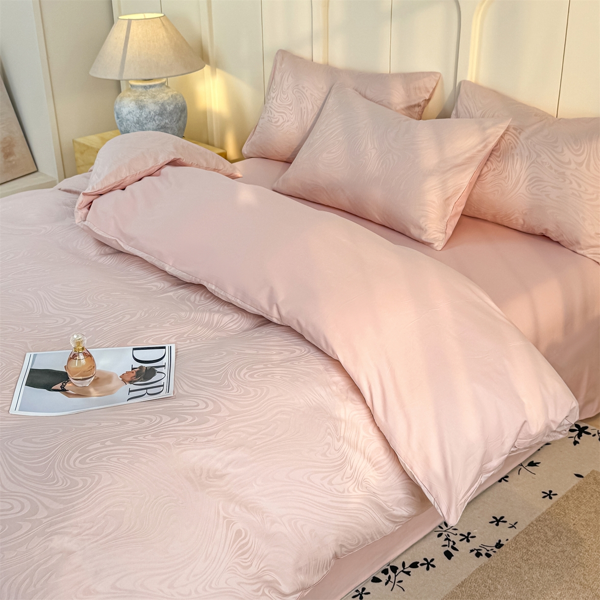 91家纺网 家纺一手货源 找家纺 灰鲸 2026新款全棉纯棉厚织贡缎大提花四件套 浮岚-蜜春粉