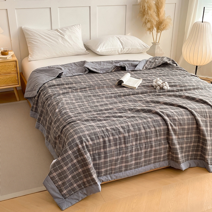 91家纺网 家纺一手货源 找家纺 yyds网供 2026新款无印格子A类里外全棉纯棉水洗棉新疆棉花夏被夏凉被空调被 灰大格