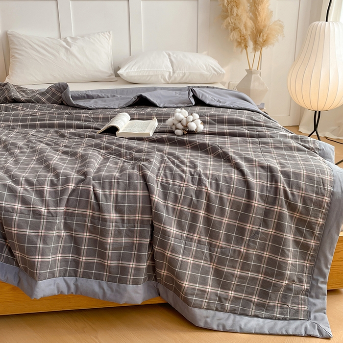 91家纺网 家纺一手货源 找家纺 yyds网供 2026新款无印格子A类里外全棉纯棉水洗棉新疆棉花夏被夏凉被空调被 灰大格
